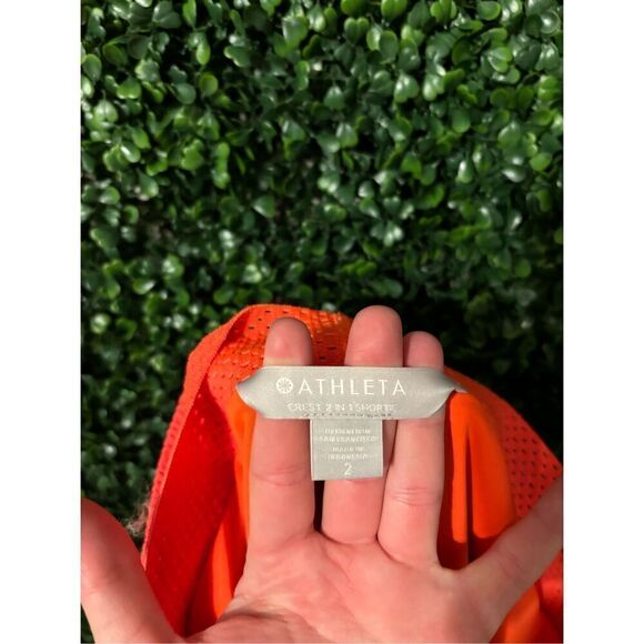 ATHLETA Crest 2 in 1 Shortie Trekkie Neon Orange Rare Size 2 - Picture 5 of 5
